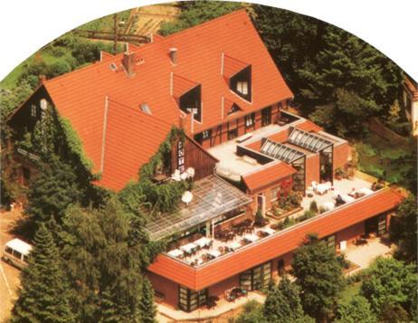 Hotel Restaurant Landluft Aerzen Buitenkant foto